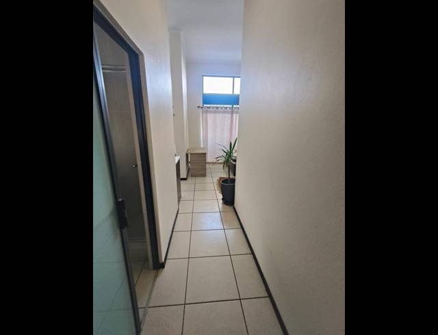1 BEDROOM PROPERTY TO RENT IN FOURWAYS